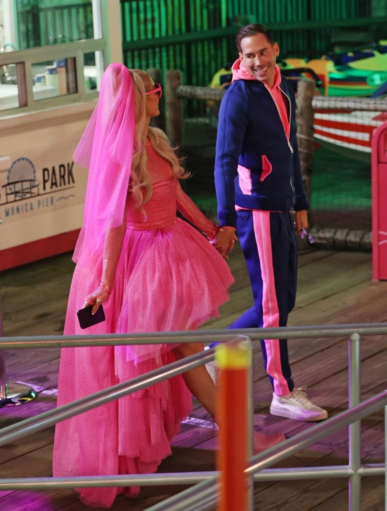 Paris Hilton tiec tung sau le cuoi anh 2