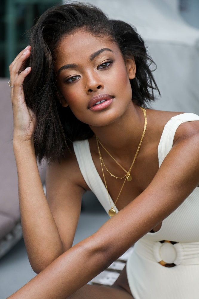 nguoi mau hen ho Kanye West anh 4