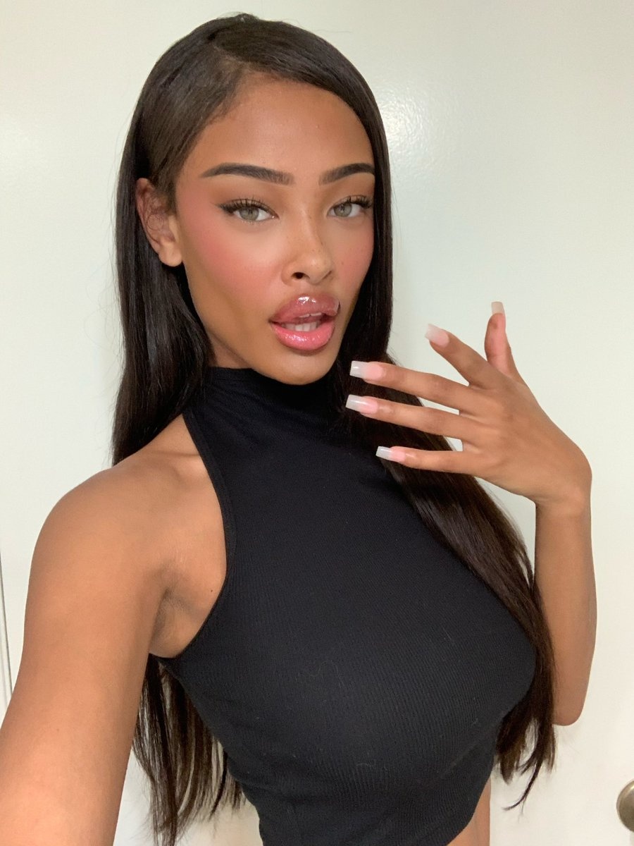 nguoi mau hen ho Kanye West anh 5