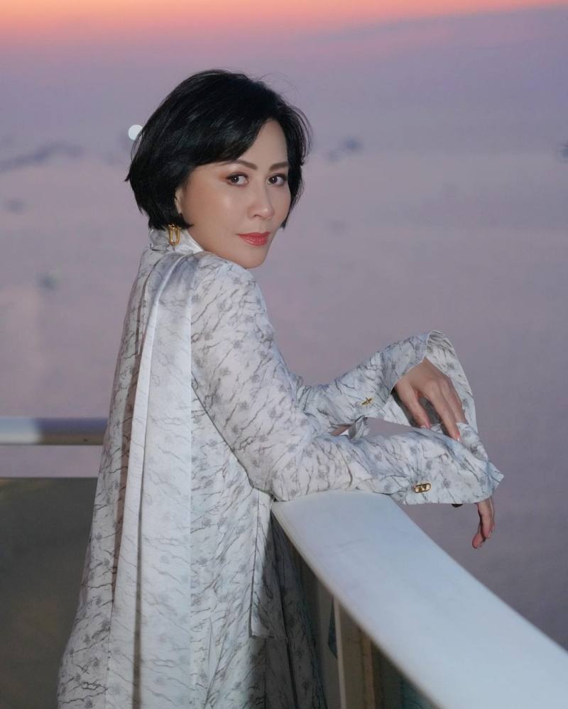 sao nu giau nhat Hong Kong anh 5