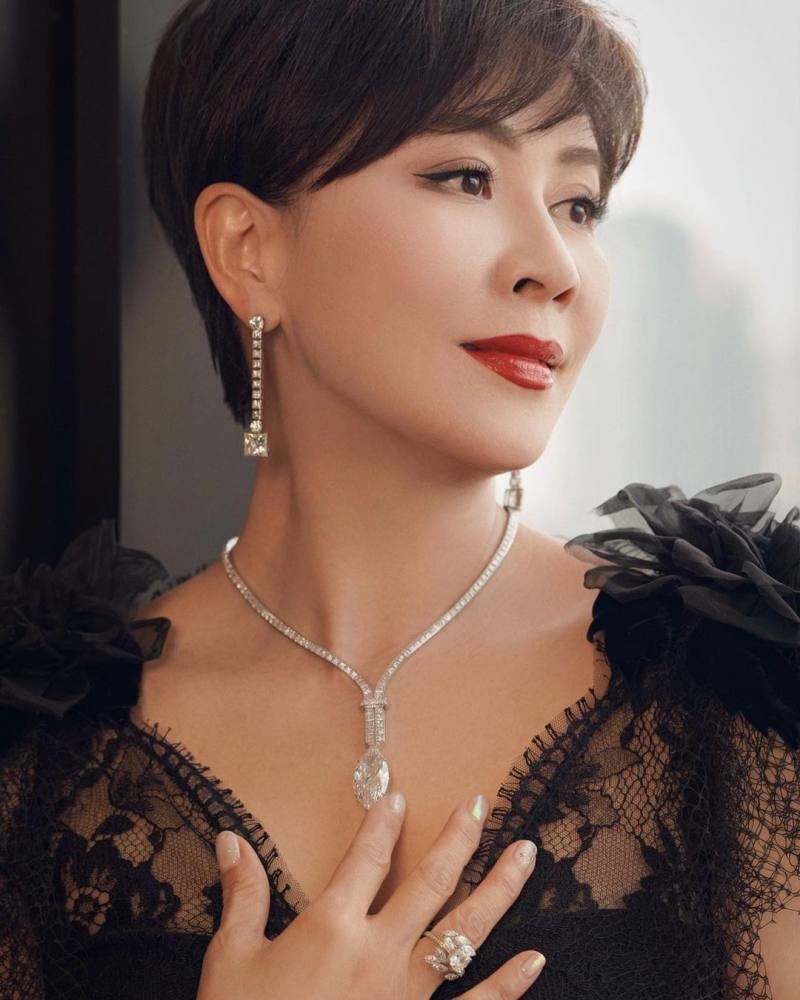 sao nu giau nhat Hong Kong anh 6