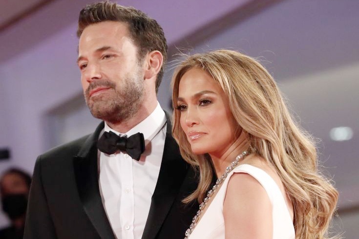 Jennifer Lopez muon ket hon lan bon hinh anh