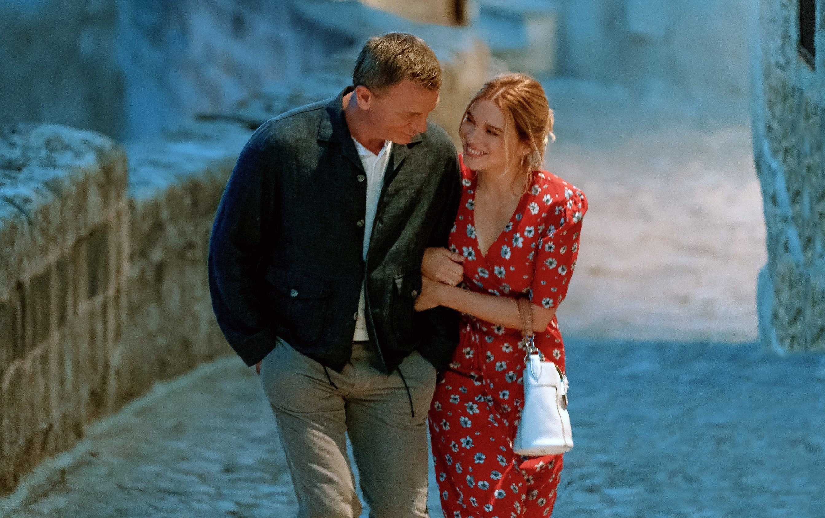 dang sau doanh thu cua No Time to Die anh 1