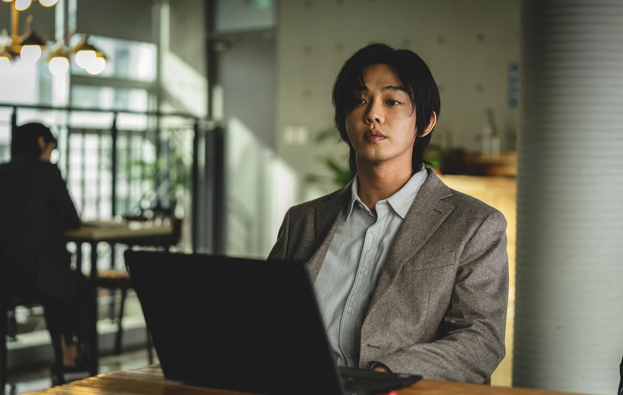 Hellbound lay cam hung ve xa hoi Han Quoc anh 1