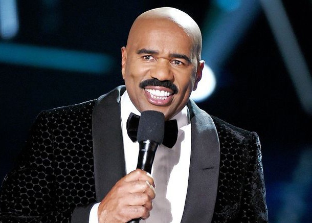 Steve Harvey - MC quyen luc cua Hoa hau Hoan vu hinh anh