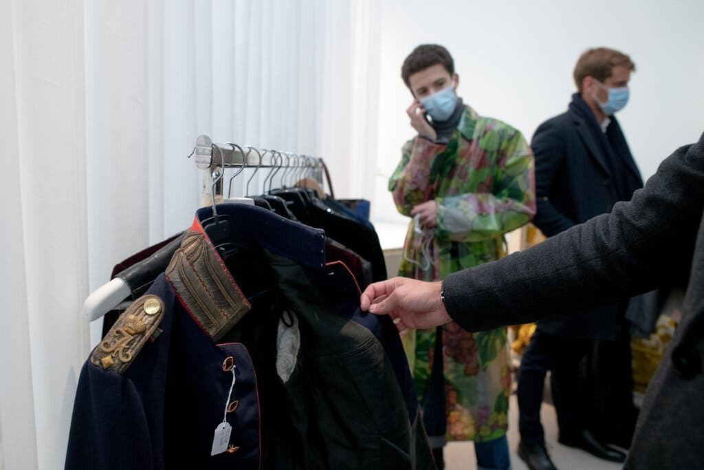 trang phục của bố già thời trang ảnh 1 trang phuc cua bo gia thoi trang anh 1