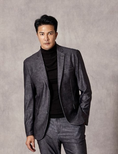 Idol Kpop lam gi sau khi giai nghe anh 4