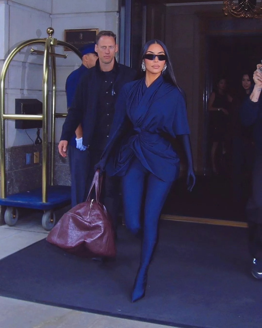 thời đại Kim Kardashian ảnh 2 thoi dai Kim Kardashian anh 2