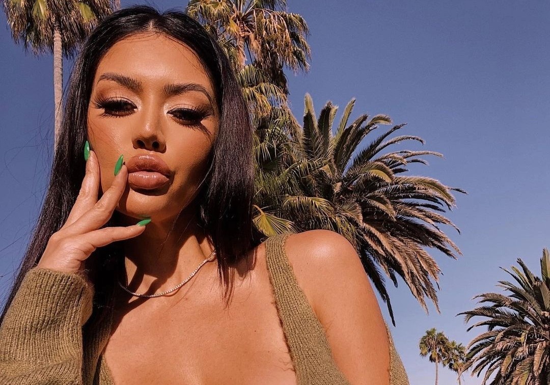 Su troi day cua thoi dai bat chuoc Kim Kardashian hinh anh