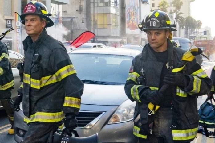 Hollywood chat vat vi Omicron hinh anh