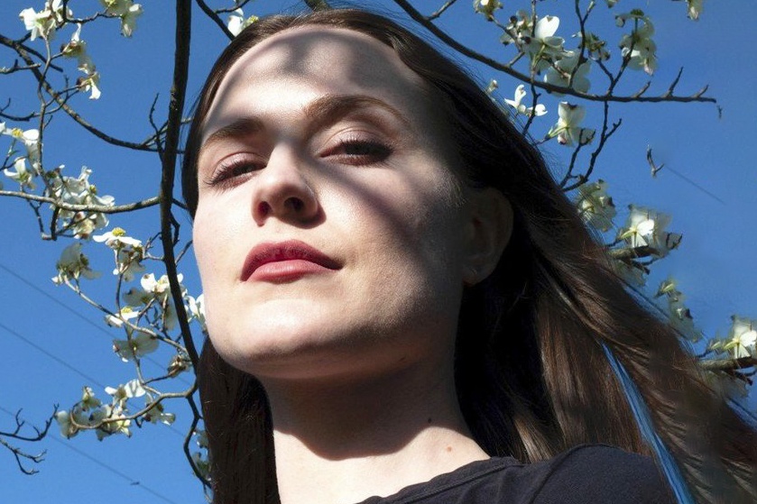 Evan Rachel Wood: 'Toi bi tan cong tinh duc truoc may quay' hinh anh