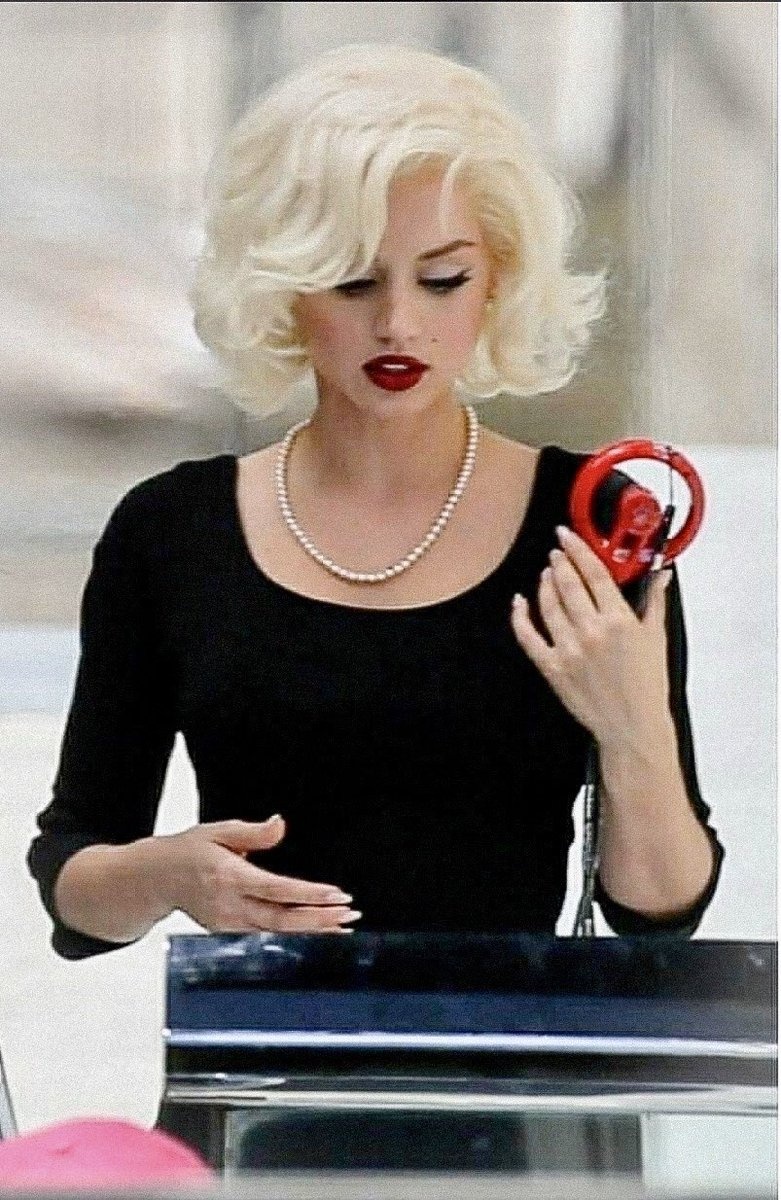 Phim moi ve Marilyn Monroe anh 1