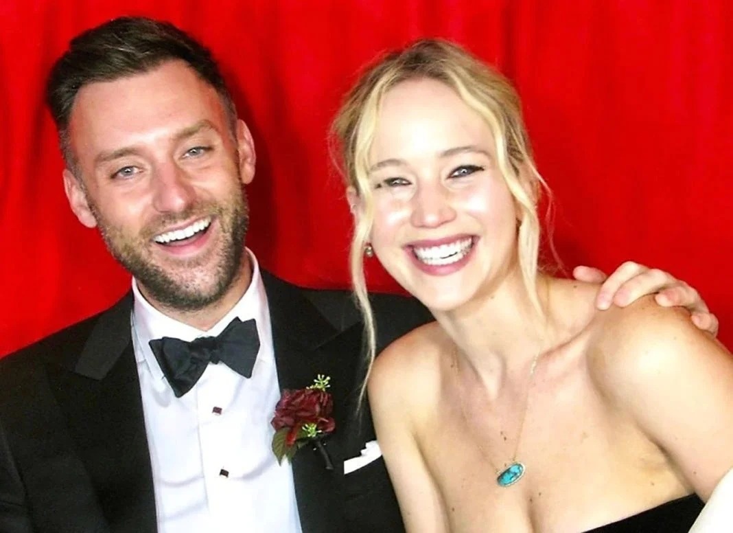 Jennifer Lawrence sinh con dau long hinh anh