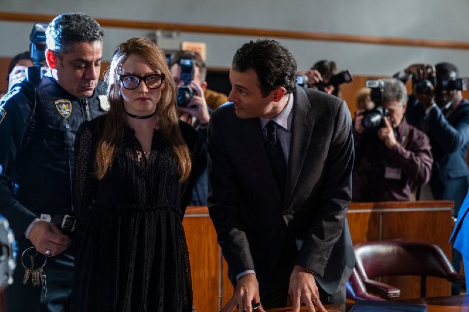 tieu thu lua dao Inventing Anna anh 5