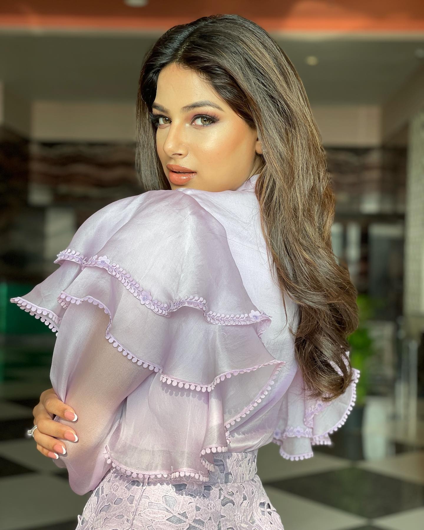 Hoa hau Hoan vu 2021 tang can anh 3