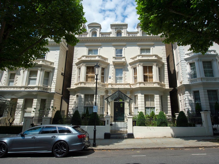 Beckham cai tao biet thu anh 1