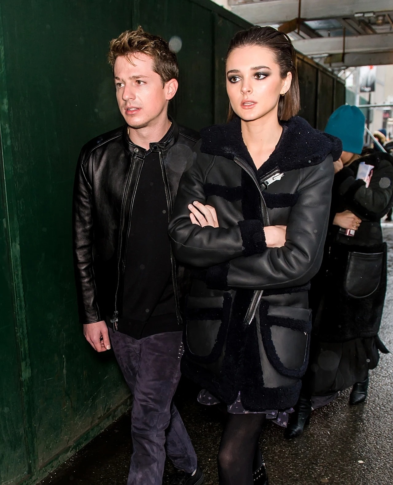 Charlie Puth khoc vi nho ban gai anh 4