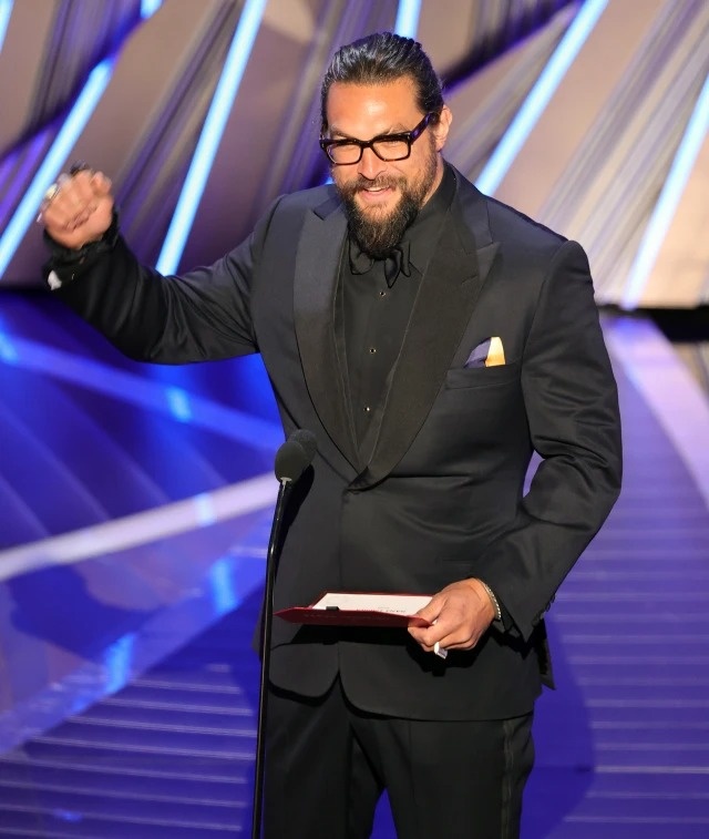 Jason Momoa phau thuat thoat vi truoc khi anh 1