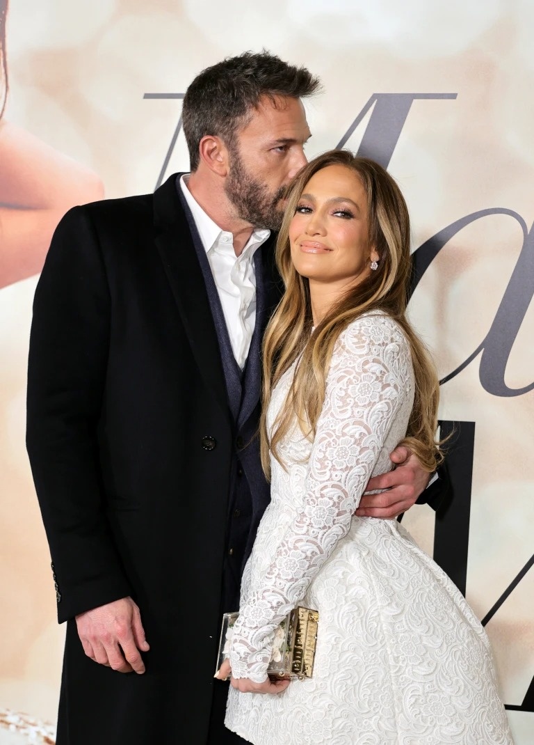 Jennifer Lopez dinh hon cung Ben Affleck anh 2