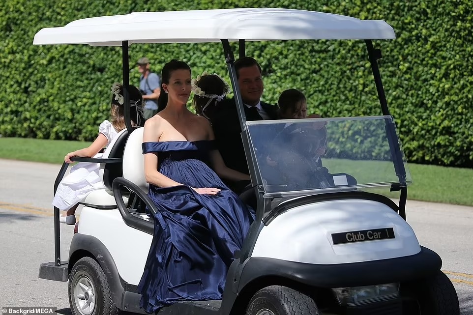 an ninh thắt chặt tại tiệc cưới Brooklyn Beckham ảnh 3 an ninh that chat tai tiec cuoi Brooklyn Beckham anh 3