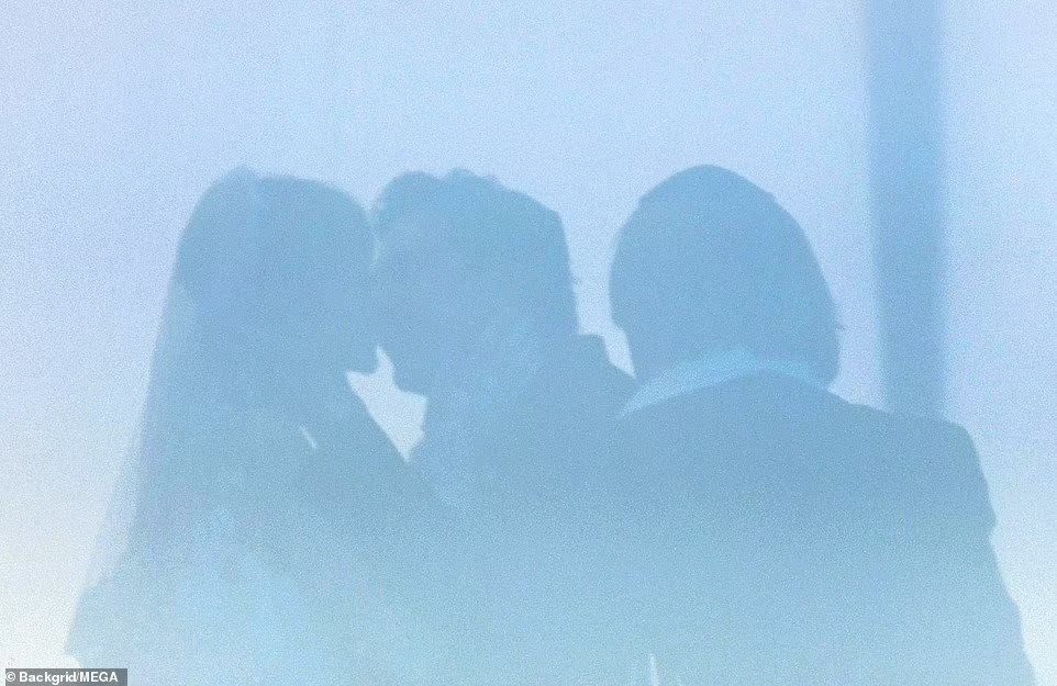 anh cuoi Brooklyn beckham anh 4