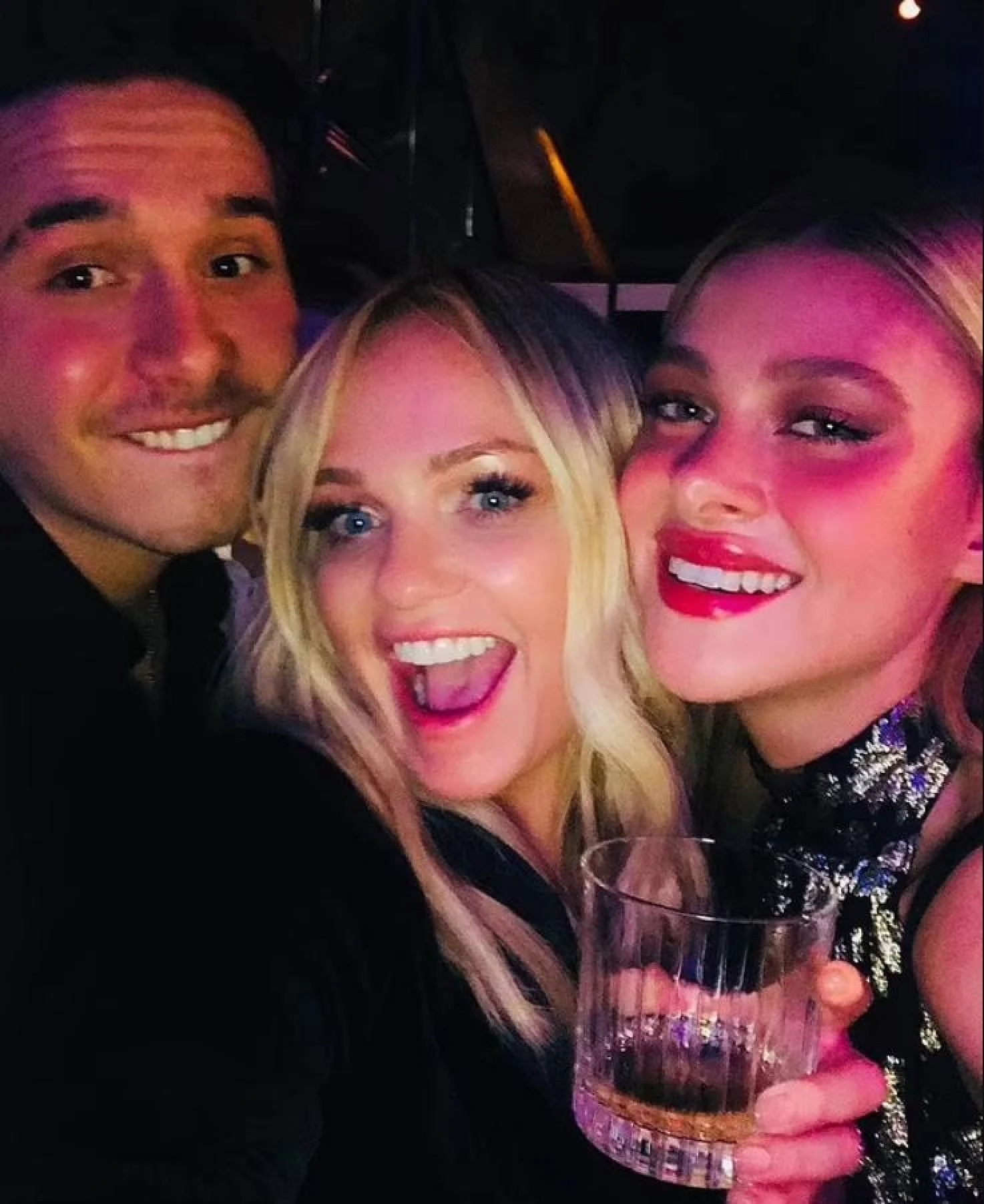 Spice Girls tai hop sau tiec cuoi Beckham anh 6