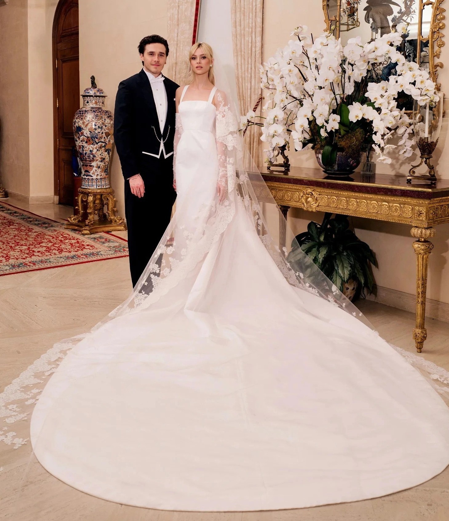 hon le kin tieng cua Brooklyn Beckham anh 4