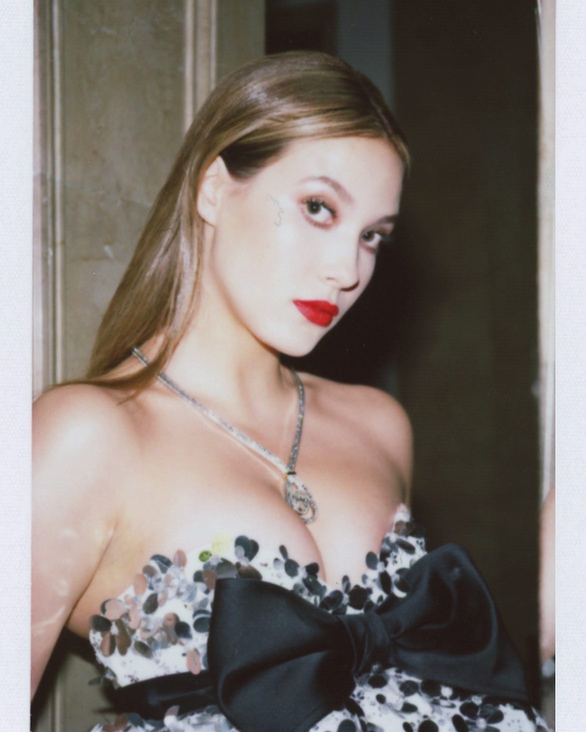 Eileen Gu bị chặn đường ảnh 4 Eileen Gu bi chan duong anh 4