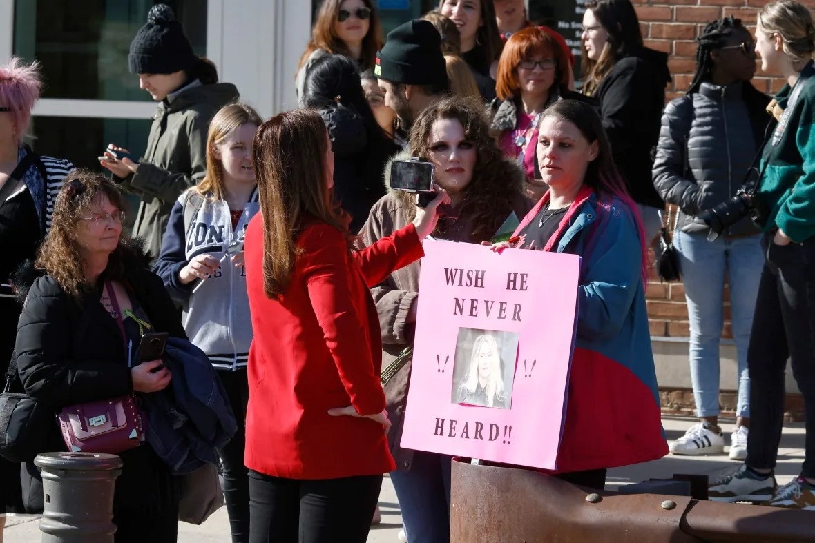 Vu kien giua Johnny Depp va Amber Heard anh 6