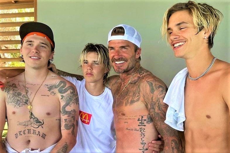 Truyen thong yeu va cuoi som cua cha con Beckham hinh anh