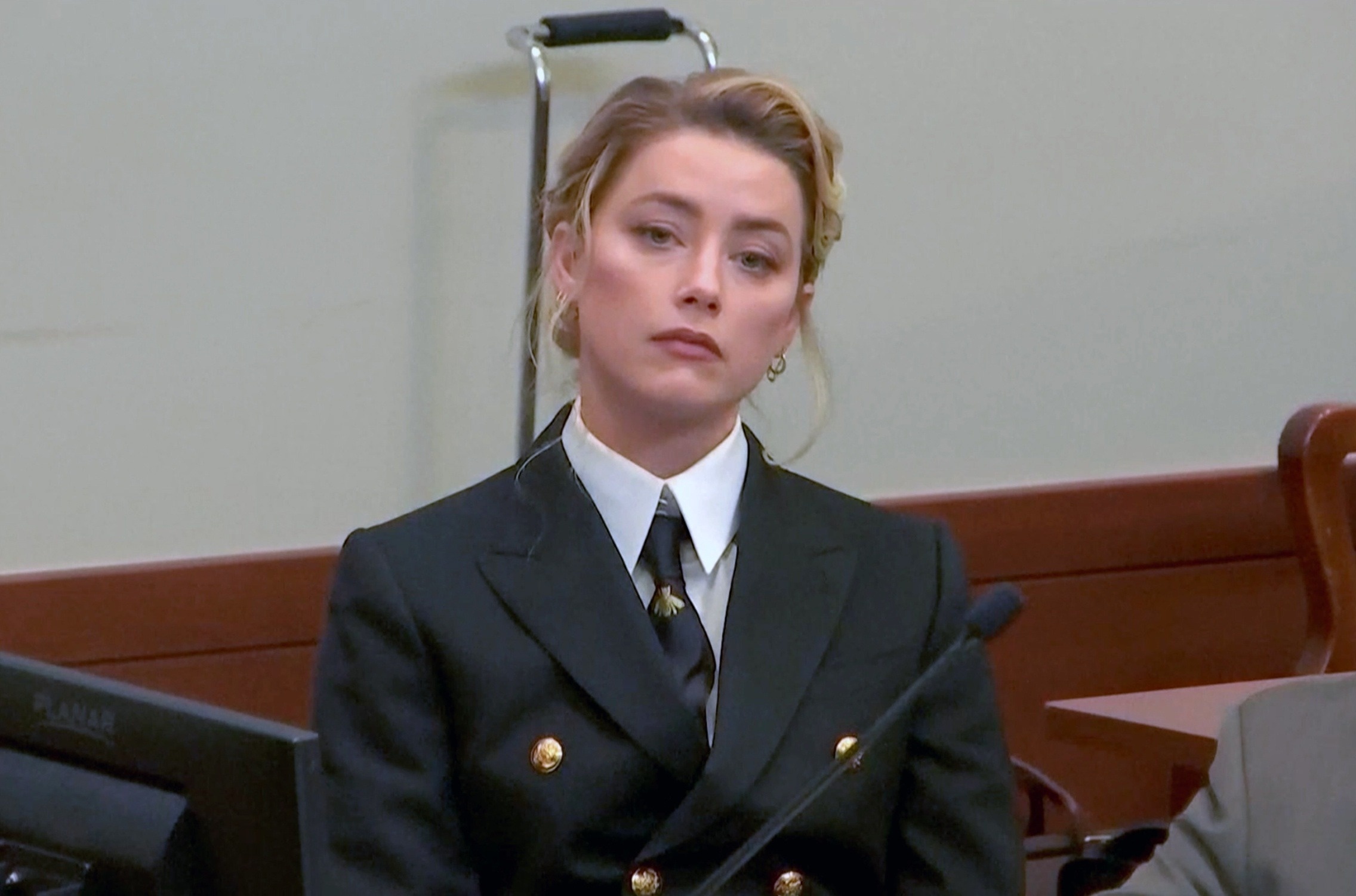 bi quyet giu dang cua Amber Heard anh 3