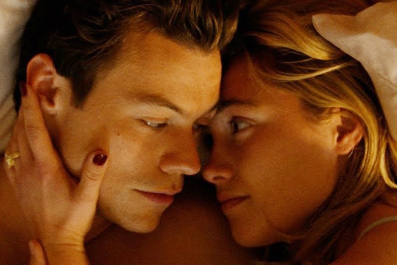 Khan gia soc voi canh phim 18+ cua Harry Styles hinh anh