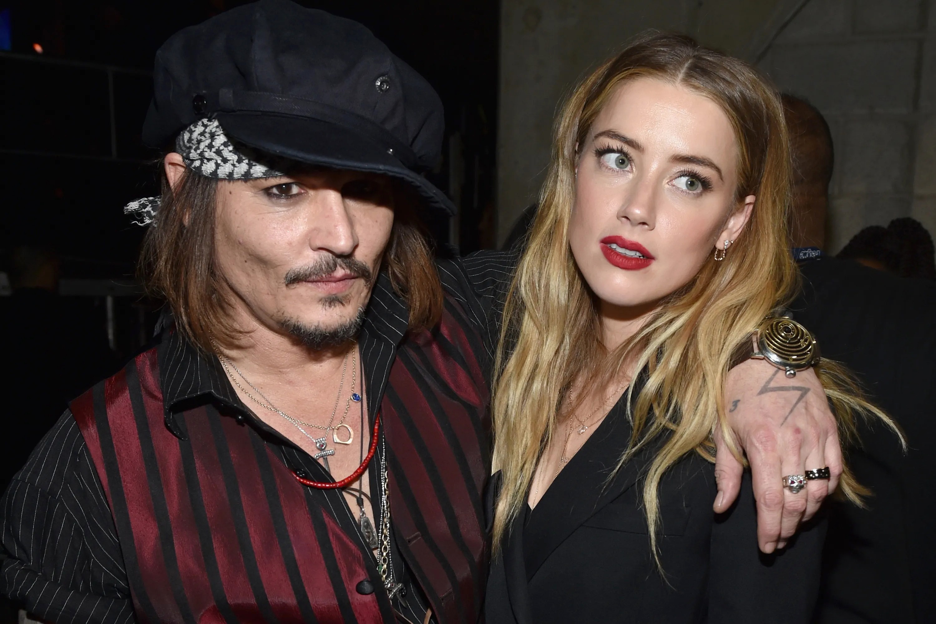 Qua khu cua Amber Heard hinh anh