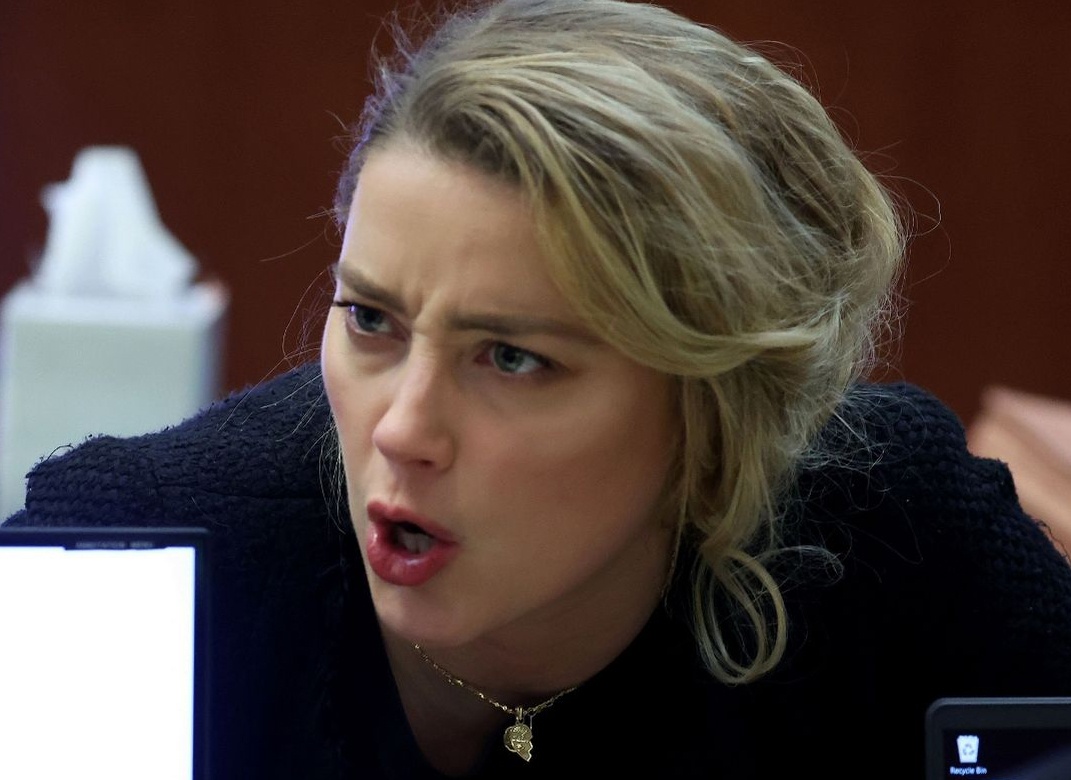 Johnny Depp mo ta hon nhan voi Amber Heard la con dau khong dut hinh anh