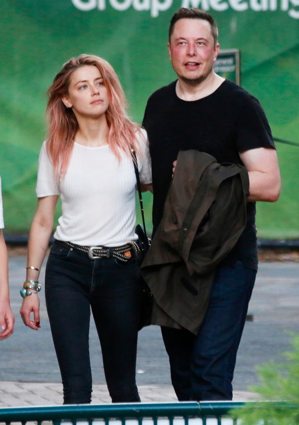 so nguoi bi goi ten tai phien toa Amber Heard anh 2