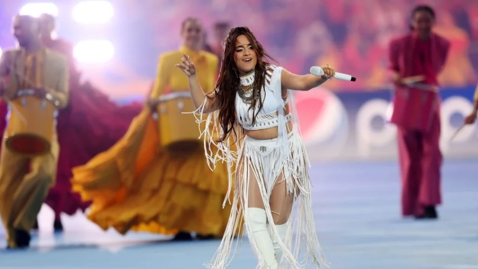 Camila Cabello biểu diễn tại Champions League ảnh 1 Camila Cabello bieu dien tai Champions League anh 1