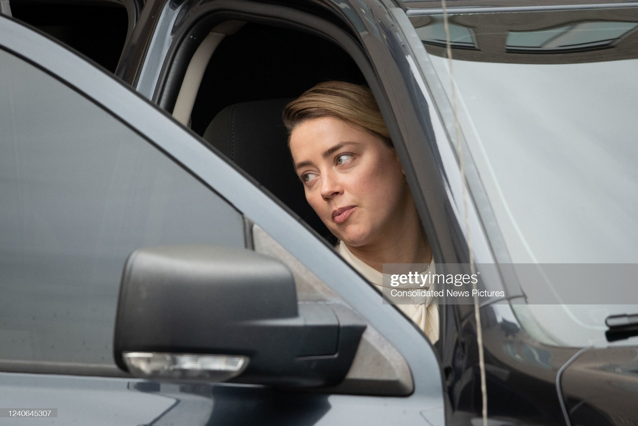 Mọi chuyện đều tại Amber Heard ảnh 7 Moi chuyen deu tai Amber Heard anh 7