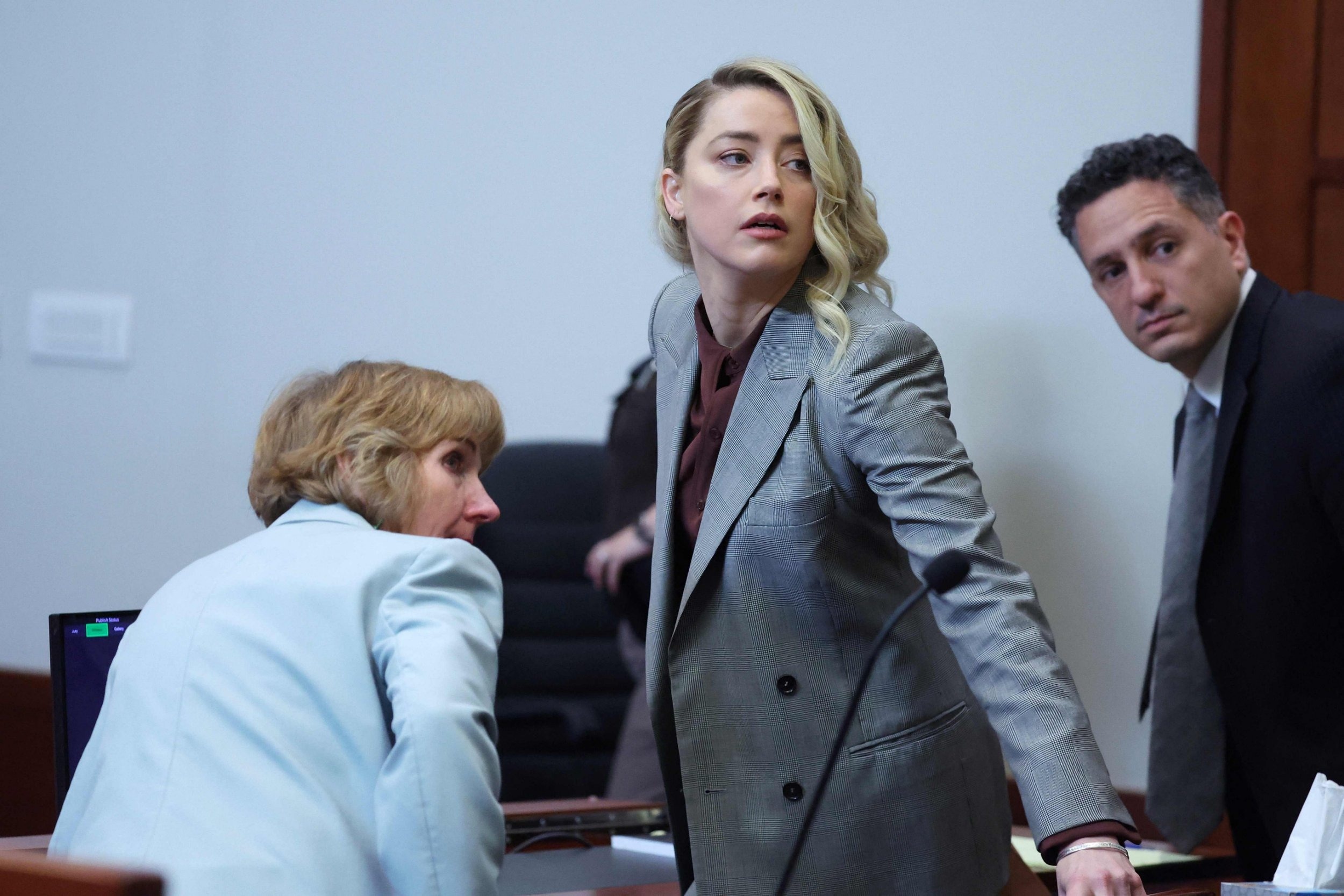 bai hoc tu phien toa Johnny Depp Amber Heard anh 5