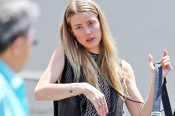 Amber Heard lo lang tuong lai sau khi thua kien hinh anh