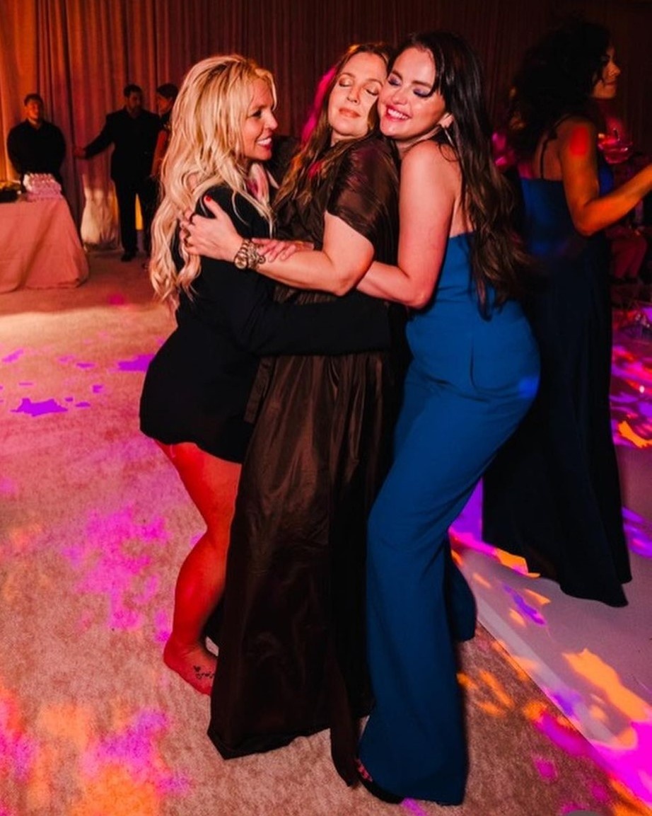 Me Britney Spears len tieng khi khong duoc moi anh 3