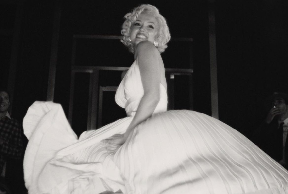 Tao hinh cua Ana de Armas trong phim 17+ anh 2