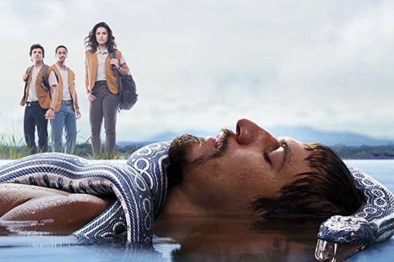 Hai dien vien chet, 6 nguoi bi thuong sau tai nan oto hinh anh