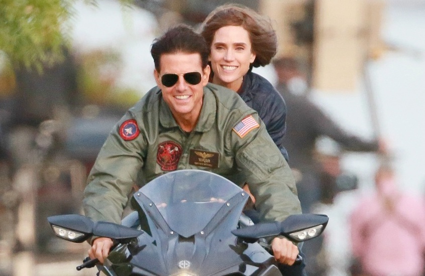 'Top Gun 2' dung dau phong ve, canh tranh bo phim duoc vo tay 12 phut hinh anh