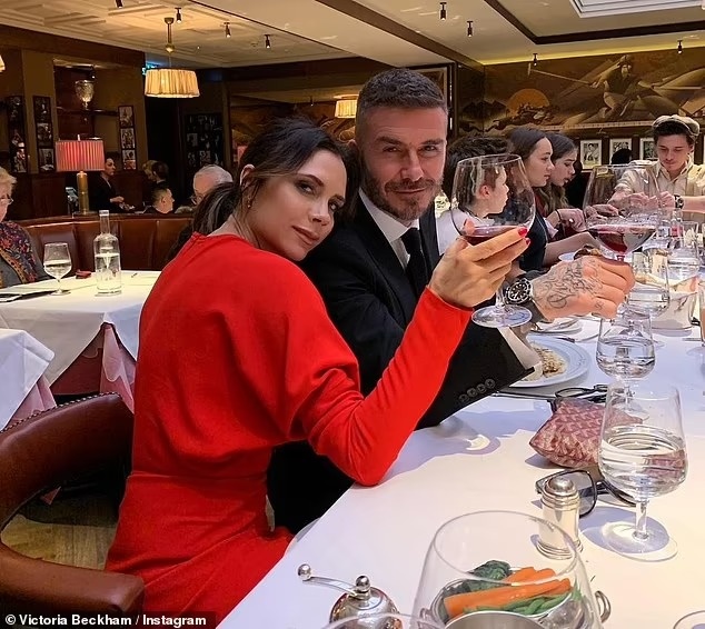 Dau bep 3 sao dau dau vi Victoria Beckham anh 1