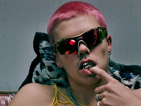 Con trai David Beckham che nhao Jaden Smith hinh anh