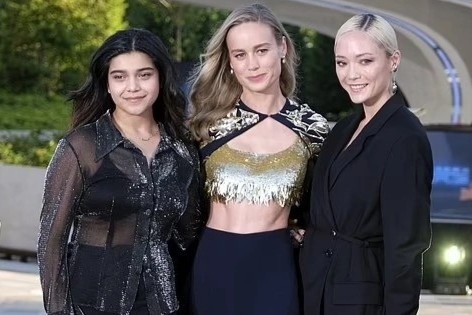 Co bung noi mui cua 'Captain Marvel' Brie Larson hinh anh