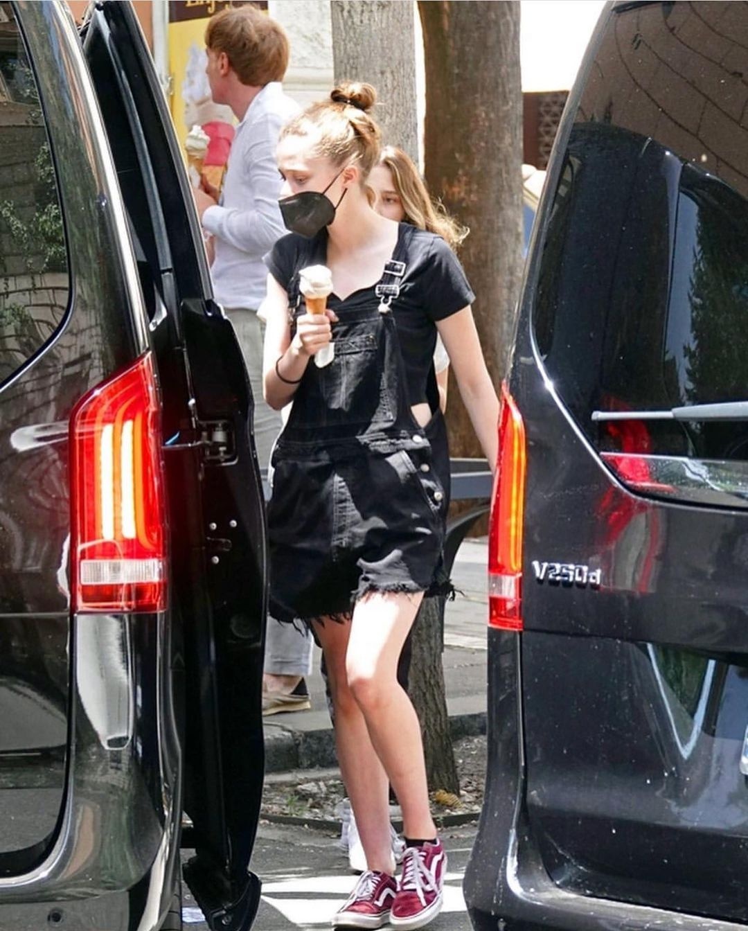 Moi quan he giua Angelina Jolie va con gai anh 4