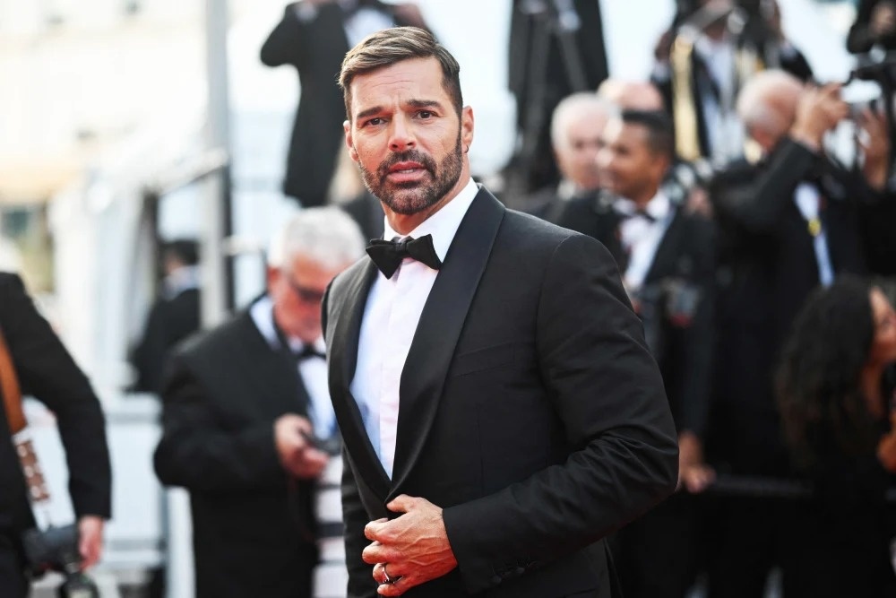 Luat su cua Ricky Martin: 'Cao buoc yeu chau trai that kinh tom' hinh anh
