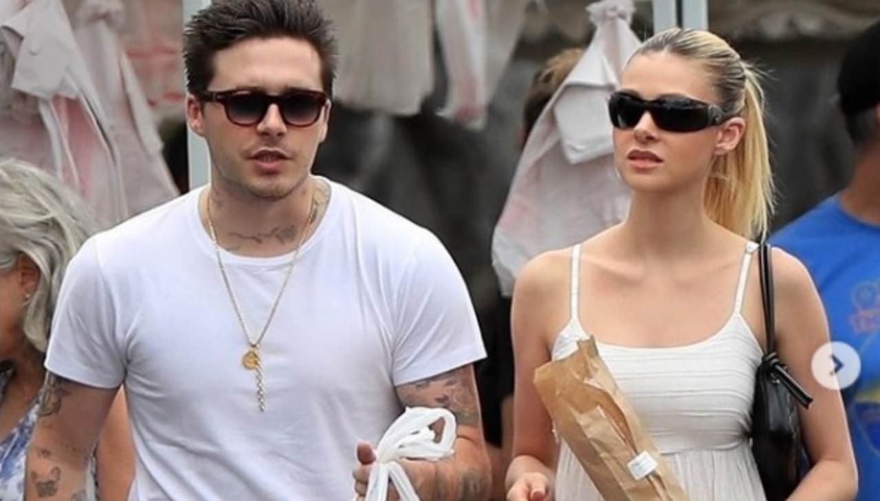 Brooklyn Beckham bi cat hop dong dot ngot hinh anh