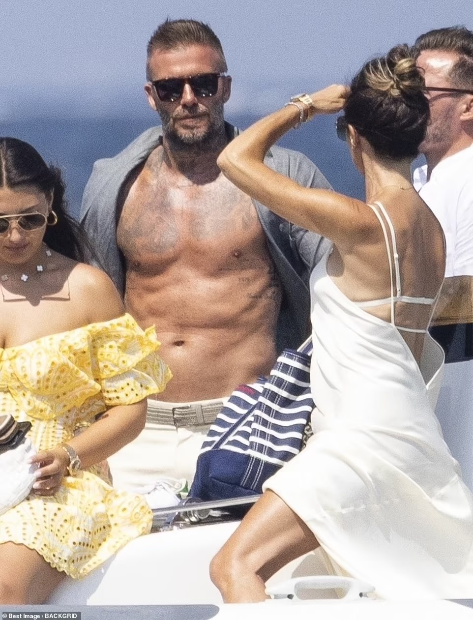 David Beckham khoe co bung o tuoi 47 anh 2